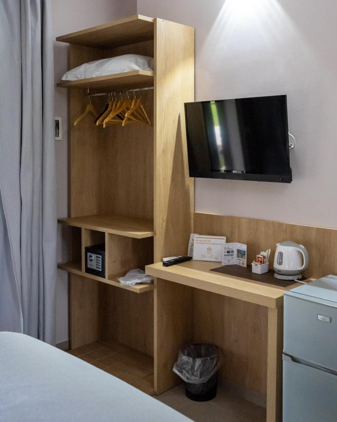 Bed & Breakfast Villa Michela อเลซิโอ ภายนอก รูปภาพ