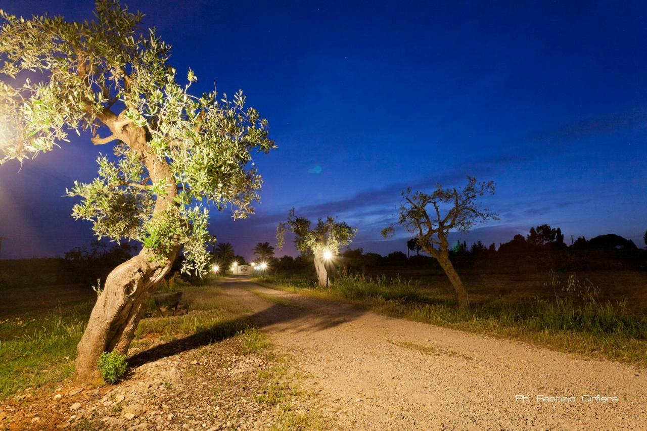 Bed & Breakfast Villa Michela อเลซิโอ ภายนอก รูปภาพ